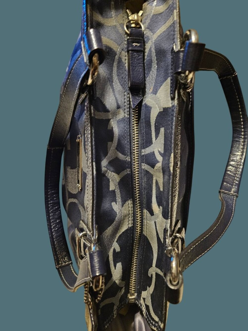 Coach Optic Signature Jacquard & Patent Leather Metallic Gallery Shoulder Tote - Picture 13 of 16